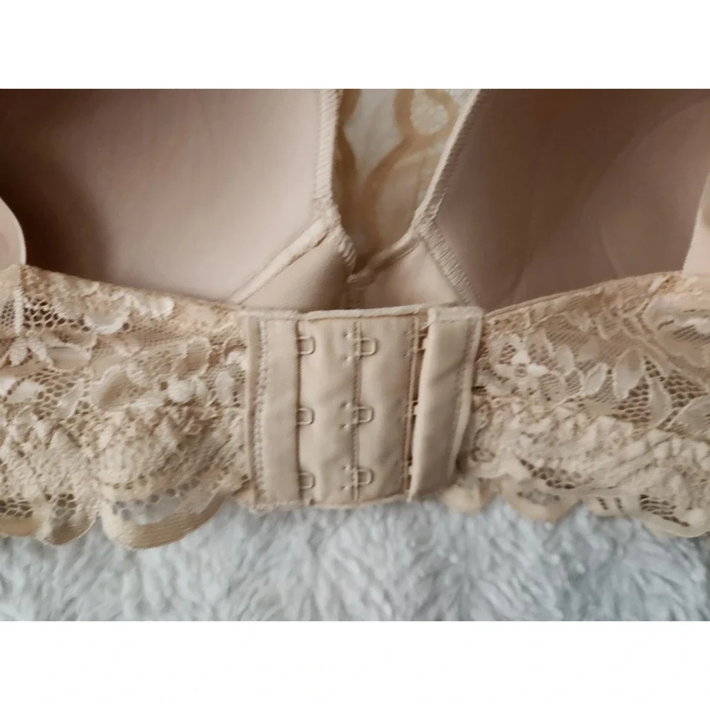 Bali Women's 2XL Beige Lace Comfort Wireless Bra Style 6591